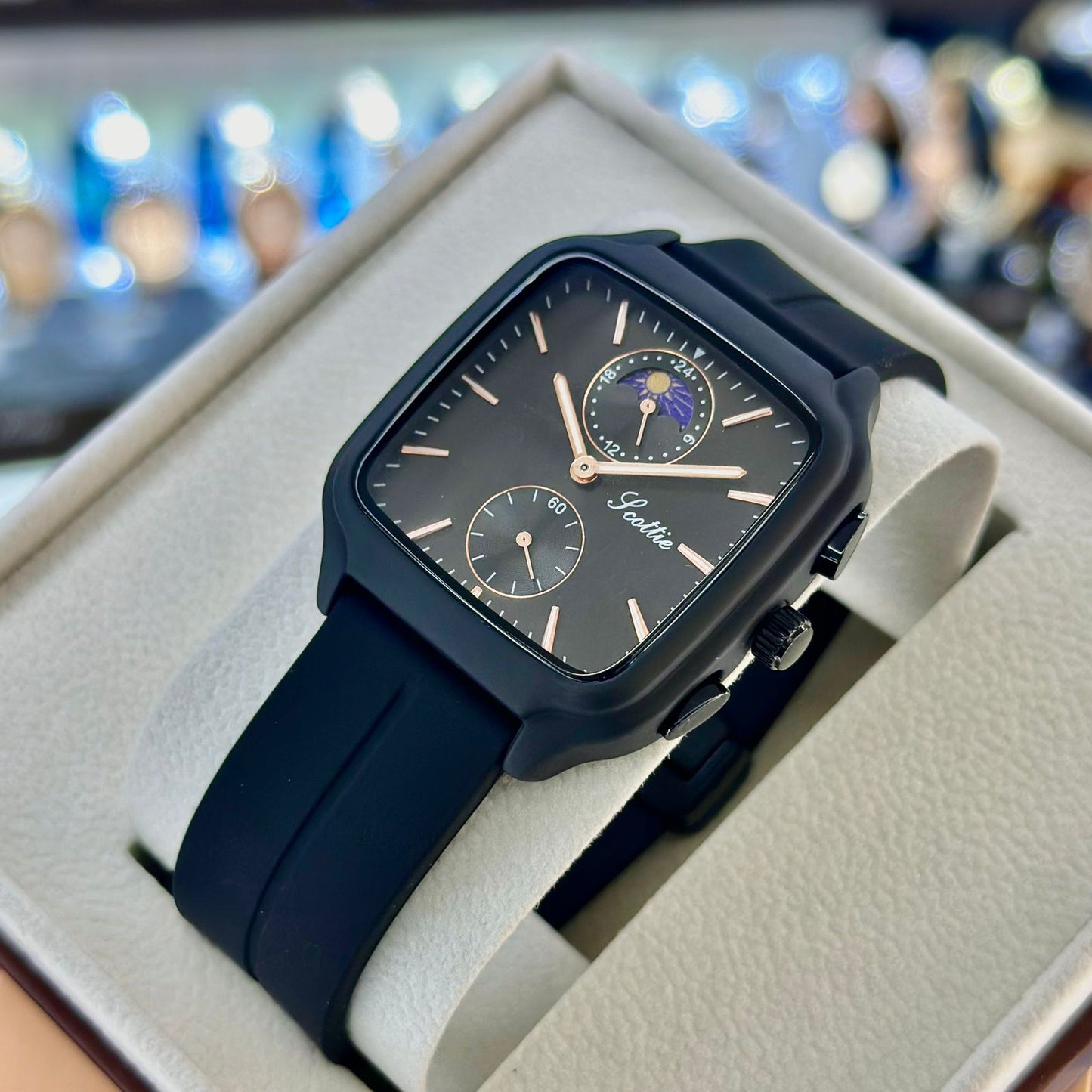 Reloj Scottie Fase Lunar – Elegancia y Estilo para Ella